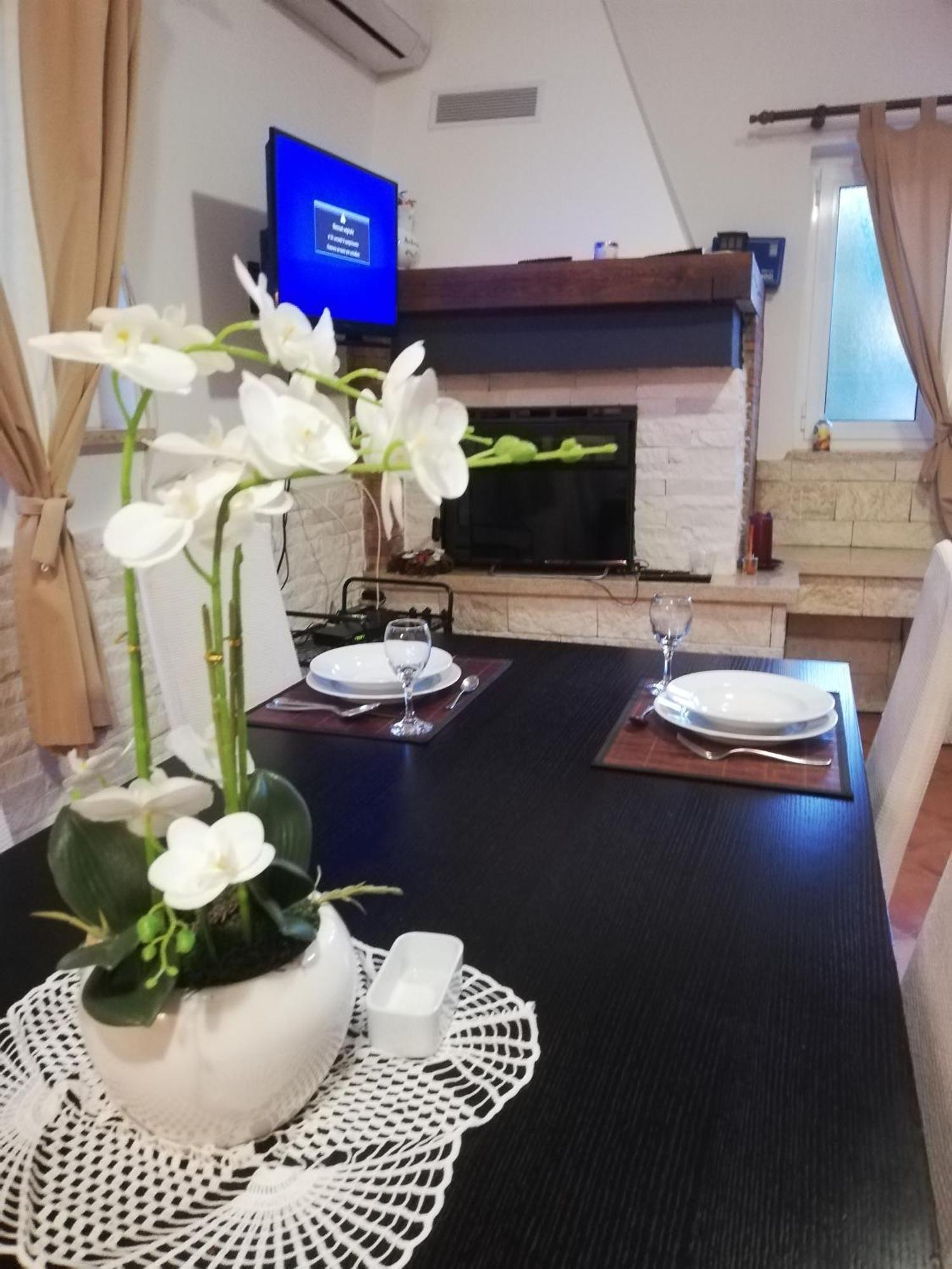 Apartments Poretti For 2,In Center Parking Free In The Yard,6 Min Beach Walk Rovinj Exteriér fotografie